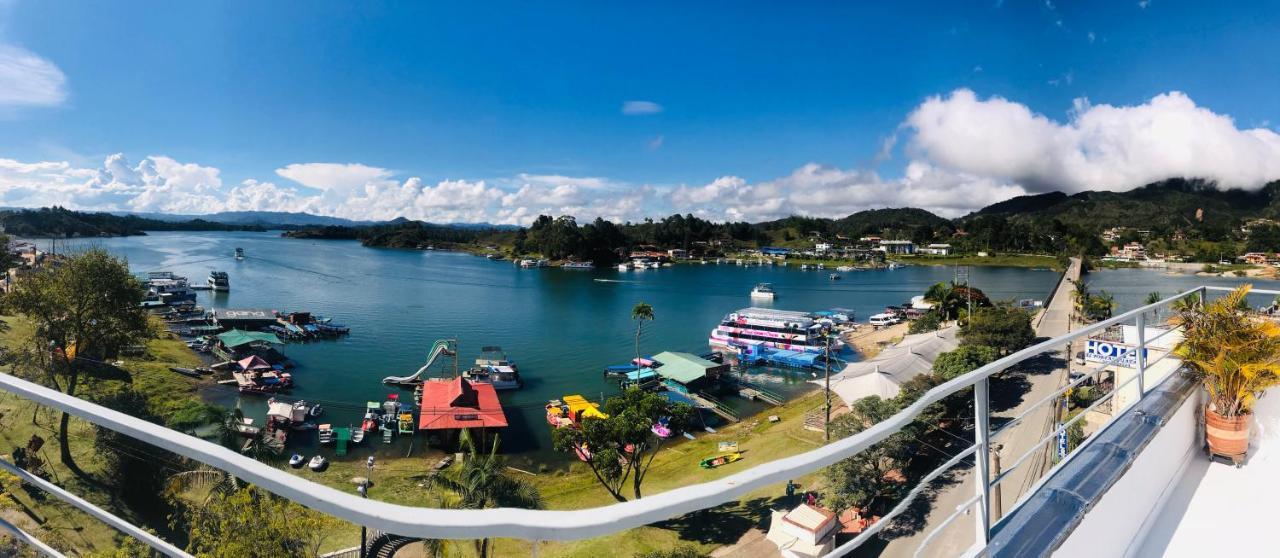 Aptos Vista Al Embalse, Frente Al Lago, Restaurantes, Bares Guatape Exterior photo